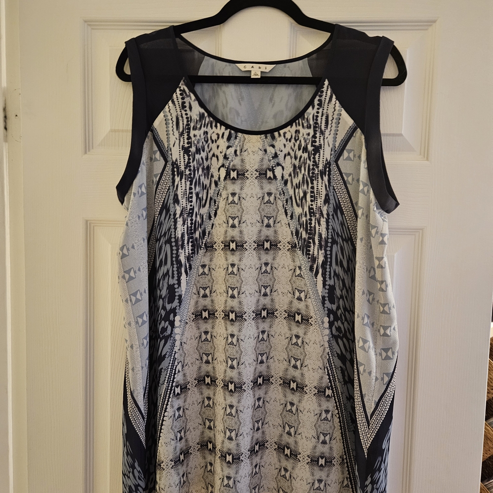 CAbi Women's Sleeveless Top - Navy and White Pattern